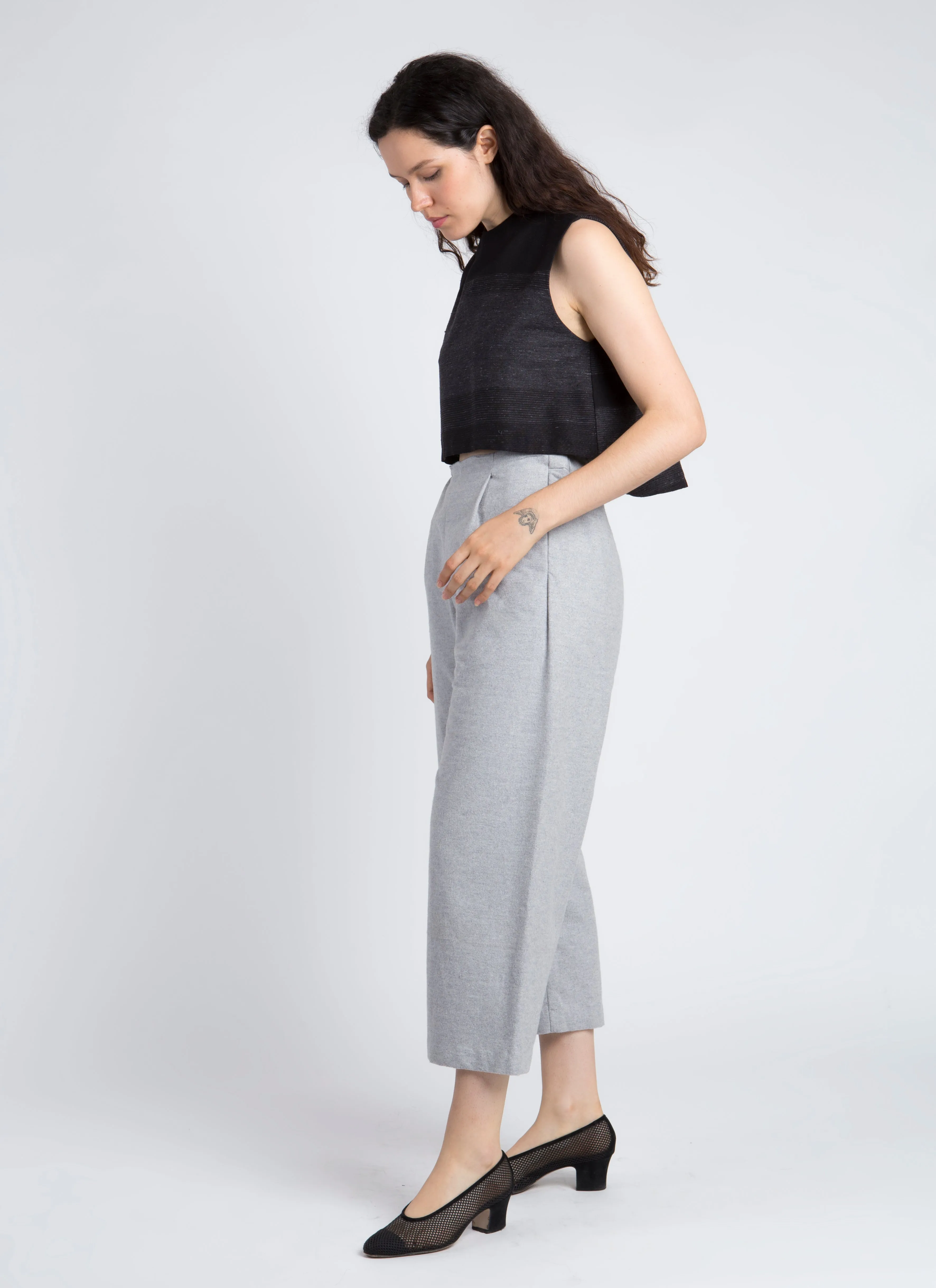 Gripeweed Open Pleat Cropped Pocket Pant - Light Grey