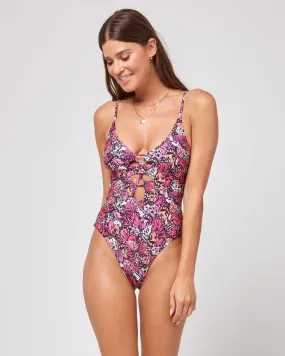 Topanga One Piece Classic | Wings N Things